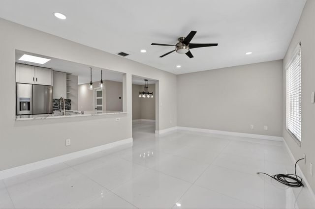 10339 Daphne Avenue, Palm Beach Gardens, FL 33410