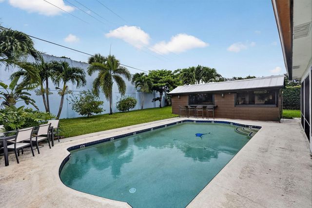 10339 Daphne Avenue, Palm Beach Gardens, FL 33410