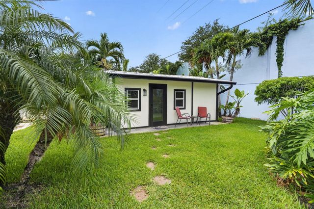 10339 Daphne Avenue, Palm Beach Gardens, FL 33410