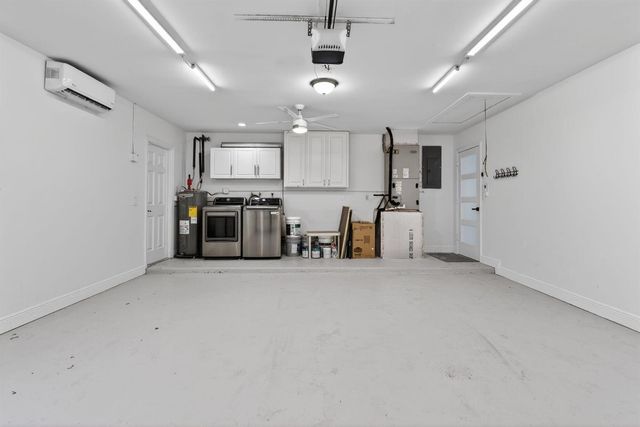 10339 Daphne Avenue, Palm Beach Gardens, FL 33410