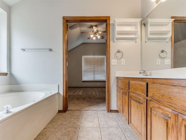 3917 Pamela Lane, Yukon, OK 73099