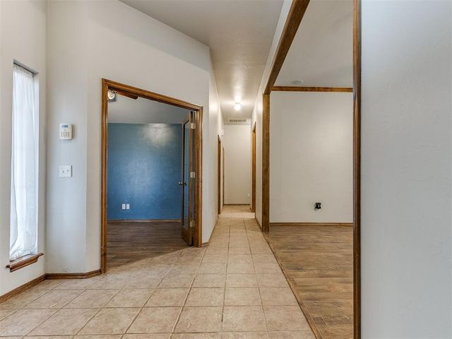 3917 Pamela Lane, Yukon, OK 73099