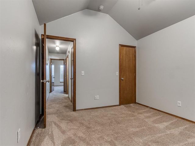 3917 Pamela Lane, Yukon, OK 73099