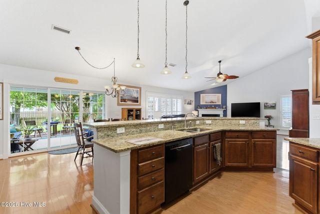 206 Heartwood Drive, Hampstead, NC 28443