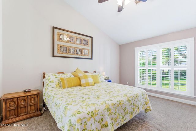 206 Heartwood Drive, Hampstead, NC 28443