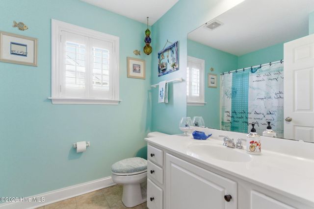 206 Heartwood Drive, Hampstead, NC 28443