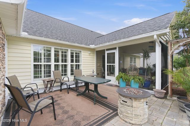 206 Heartwood Drive, Hampstead, NC 28443