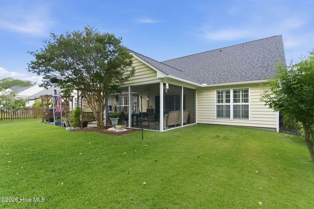 206 Heartwood Drive, Hampstead, NC 28443