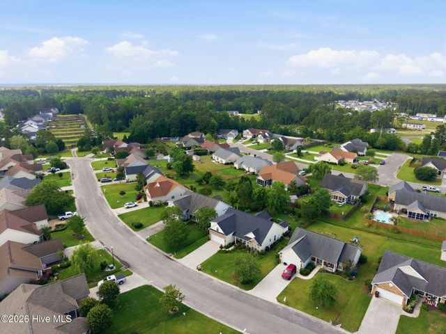 206 Heartwood Drive, Hampstead, NC 28443