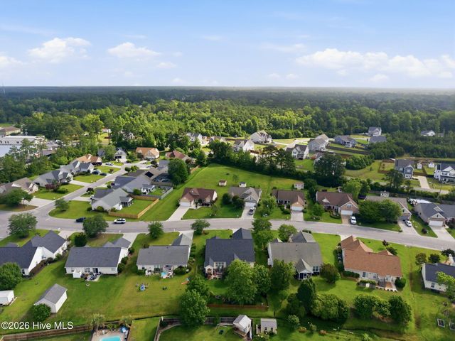 206 Heartwood Drive, Hampstead, NC 28443