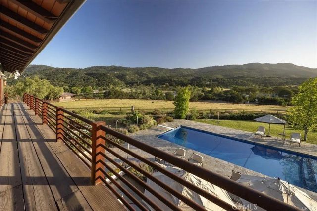 10585 Ojai Santa Paula, Ojai, CA 93023