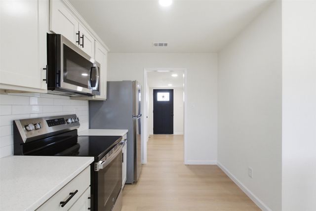 5633 Truitt Street, The Colony, TX 75056