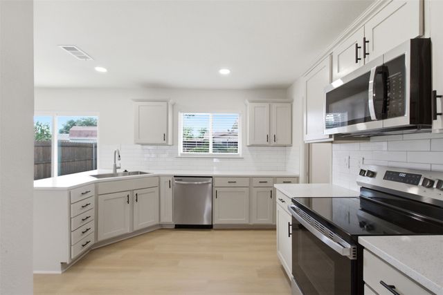 5633 Truitt Street, The Colony, TX 75056
