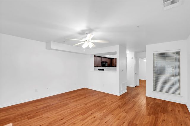 9829 Walnut Street Condo O114, Dallas, TX 75243