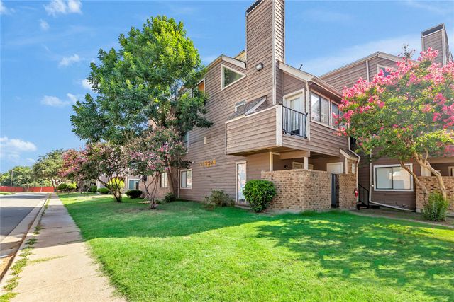 9829 Walnut Street Condo O114, Dallas, TX 75243