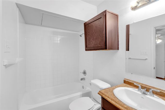 9829 Walnut Street Condo O114, Dallas, TX 75243