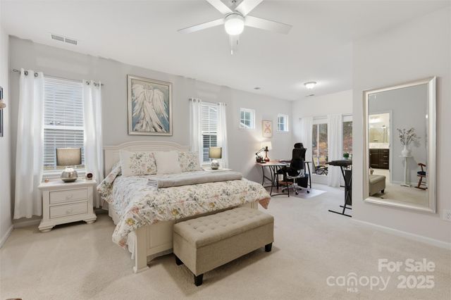 352 Picasso Trail, Mount Holly, NC 28120