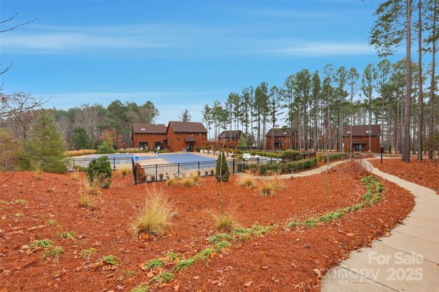 352 Picasso Trail, Mount Holly, NC 28120