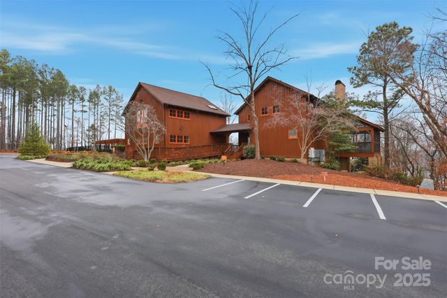 352 Picasso Trail, Mount Holly, NC 28120