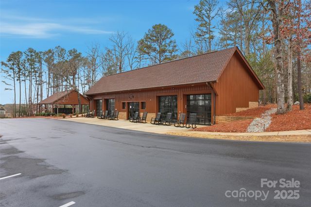 352 Picasso Trail, Mount Holly, NC 28120