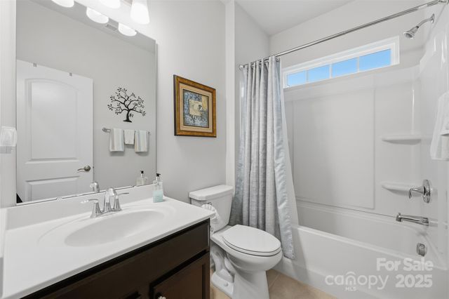 352 Picasso Trail, Mount Holly, NC 28120