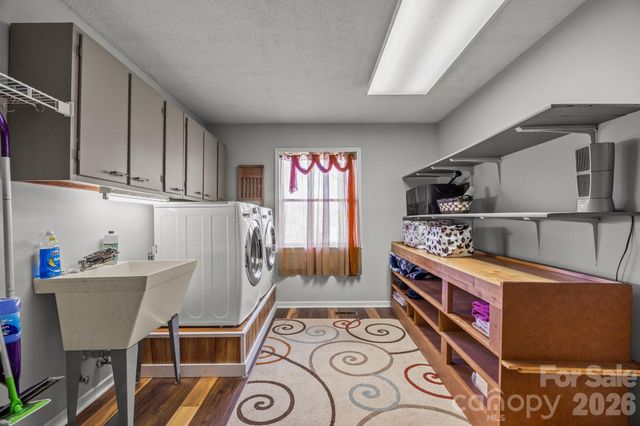 774 Belleview Road, Franklin, NC 28734
