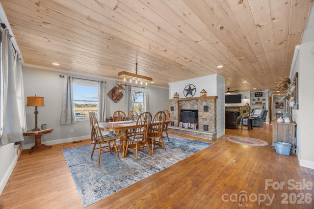 774 Belleview Road, Franklin, NC 28734