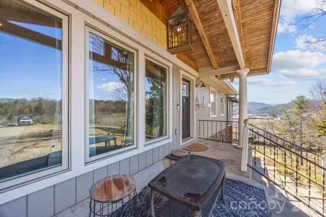 774 Belleview Road, Franklin, NC 28734