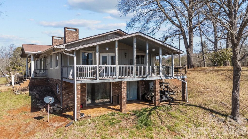 774 Belleview Road, Franklin, NC 28734