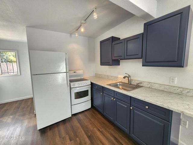 1618 W Gardenia Drive, Phoenix, AZ 85021