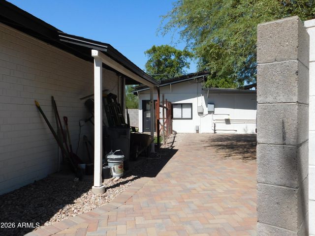 1618 W Gardenia Drive, Phoenix, AZ 85021