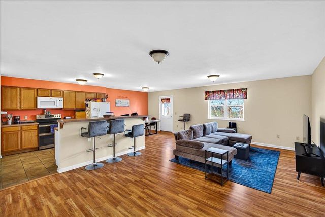 1818 Fjord Pass, Mount Horeb, WI 53572
