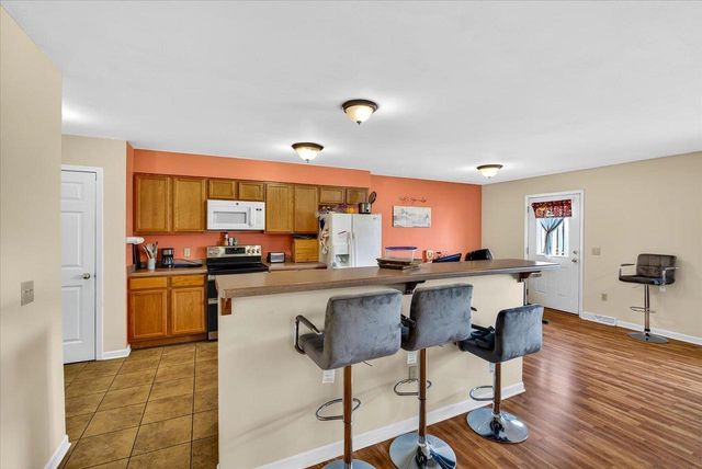 1818 Fjord Pass, Mount Horeb, WI 53572