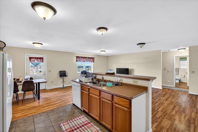 1818 Fjord Pass, Mount Horeb, WI 53572