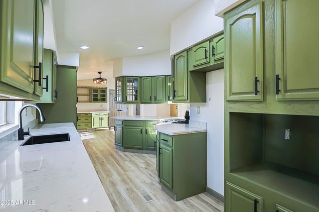 5131 E BRISTLECONE Lane, Hereford, AZ 85615