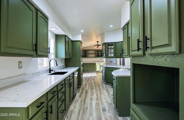 5131 E BRISTLECONE Lane, Hereford, AZ 85615