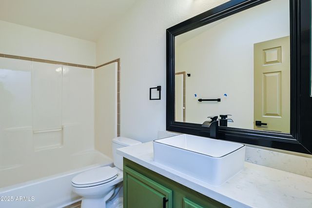 5131 E BRISTLECONE Lane, Hereford, AZ 85615