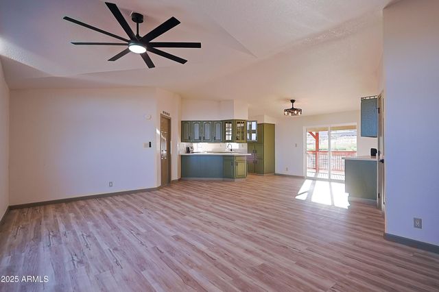 5131 E BRISTLECONE Lane, Hereford, AZ 85615