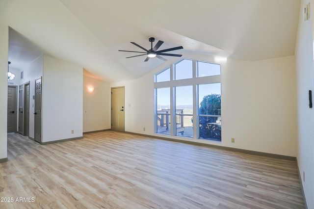 5131 E BRISTLECONE Lane, Hereford, AZ 85615