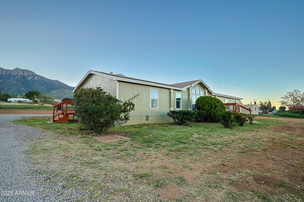 5131 E BRISTLECONE Lane, Hereford, AZ 85615