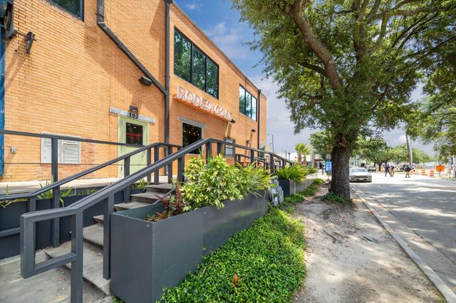 1804 Elysian Street, Houston, TX 77026