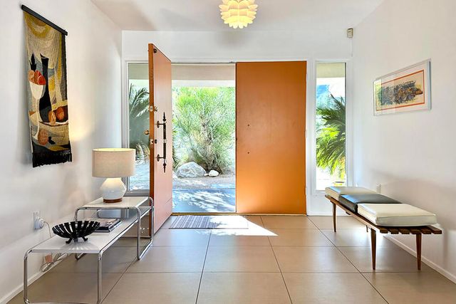 2030 S Joshua Tree Place, Palm Springs, CA 92264