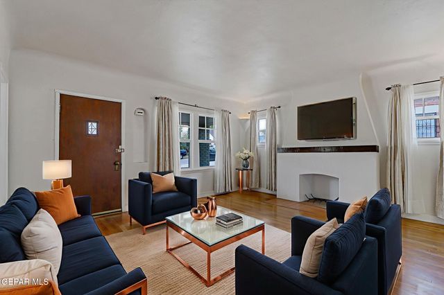 4308 OXFORD Avenue, El Paso, TX 79903