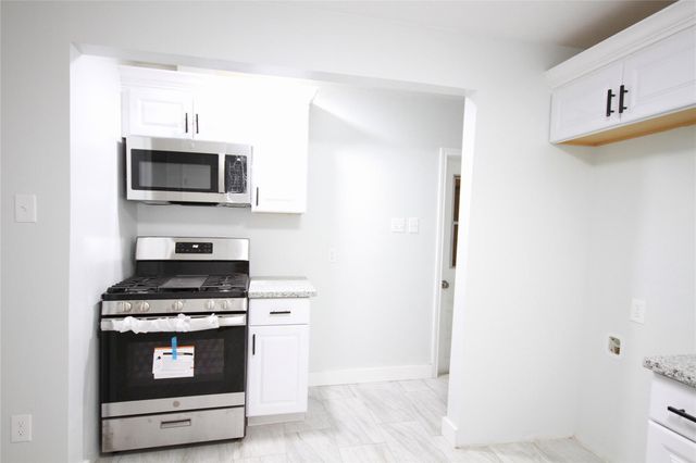 402 Alice Lane, Deer Park, TX 77536