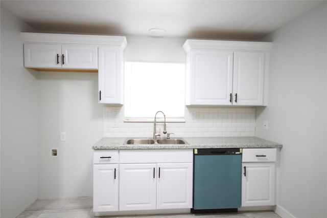 402 Alice Lane, Deer Park, TX 77536