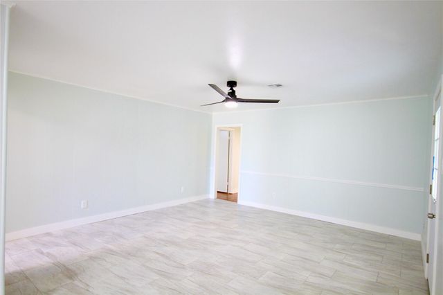 402 Alice Lane, Deer Park, TX 77536