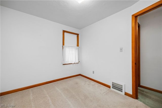 137 Lafayette Street, Elyria, OH 44035