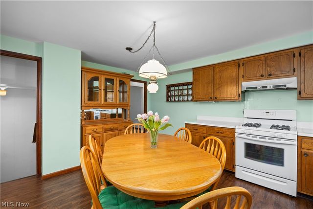 137 Lafayette Street, Elyria, OH 44035