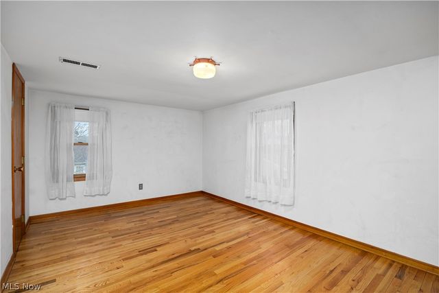 137 Lafayette Street, Elyria, OH 44035