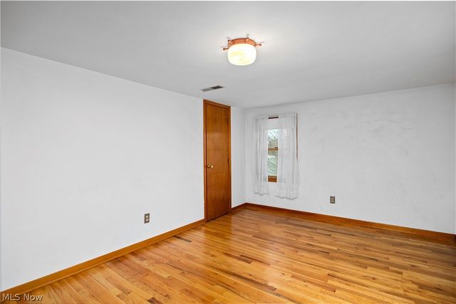 137 Lafayette Street, Elyria, OH 44035